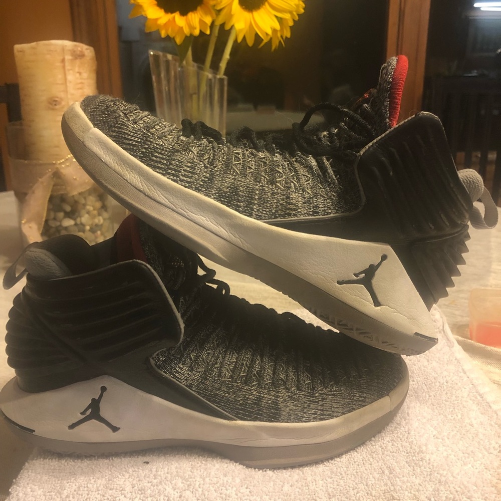 Michael Jordan Boys Basketball Shoes Nike